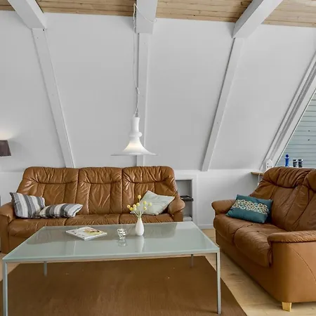 Nyaraló Birla - 600m From The Sea By Interhome